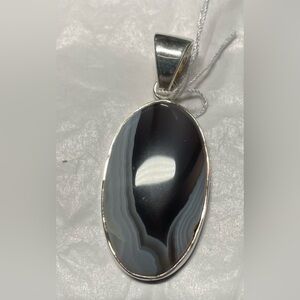 Banded agate pendant
